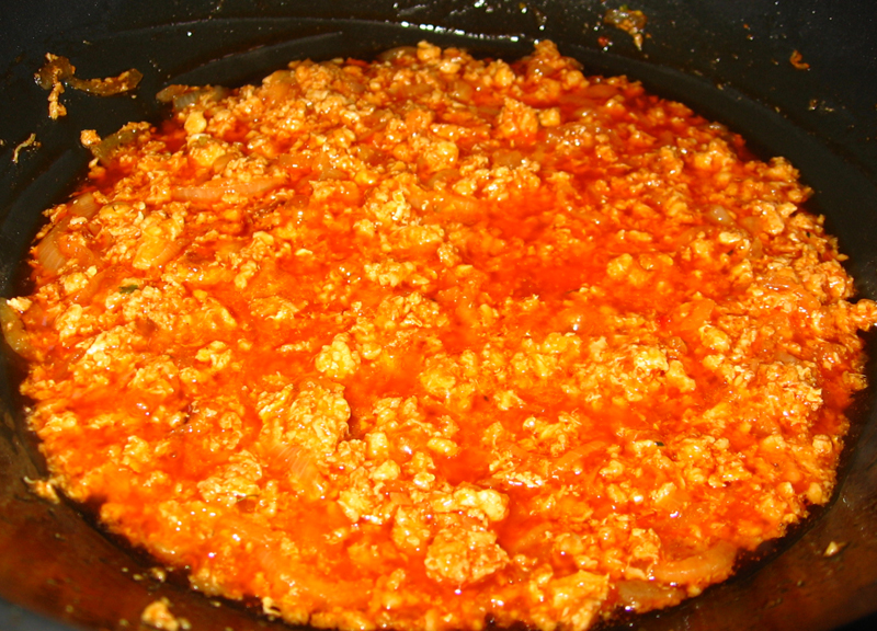 Paste cu carne de pui