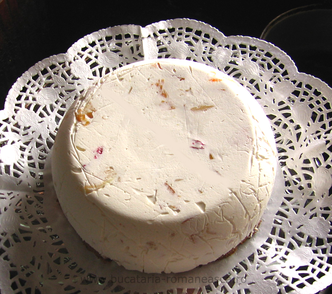 Tort diplomat cu fructe