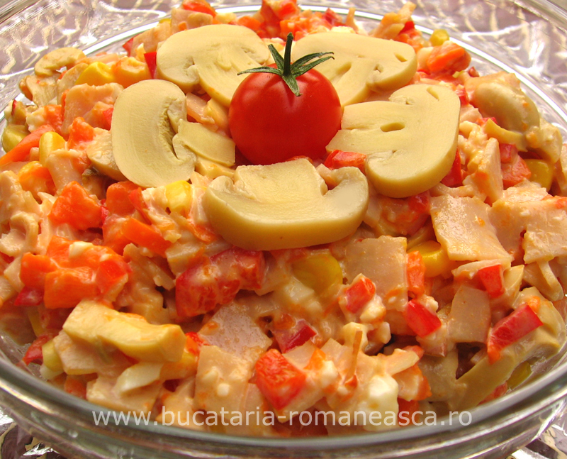 Salata cu sunca si ciuperci