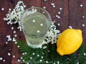 Reteta sirop de soc, cele mai gustoase retete de sirop de soc